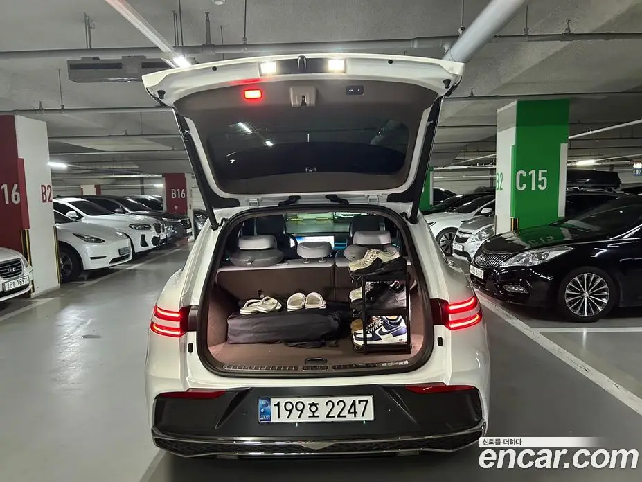 Genesis GV70 2024 2.5 автомат (гидро), фото 9 Genesis GV70 2024 2.5 автомат (гидро), фото 9