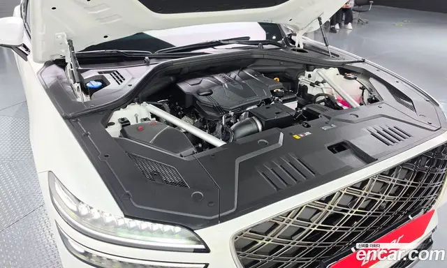 Genesis GV70 2025 2.5 автомат (гидро), миниатюра 6