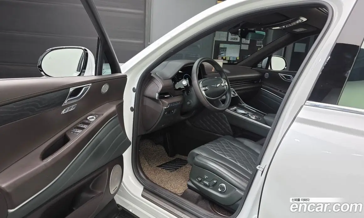 Genesis GV80 2022 2.5 автомат (гидро), фото 10 Genesis GV80 2022 2.5 автомат (гидро), фото 10