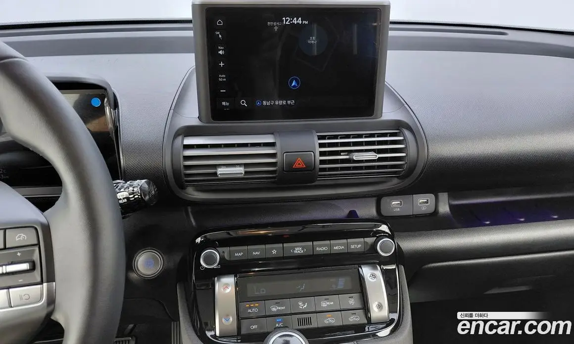 Hyundai Casper 2023 1.0 автомат (гидро), фото 12
