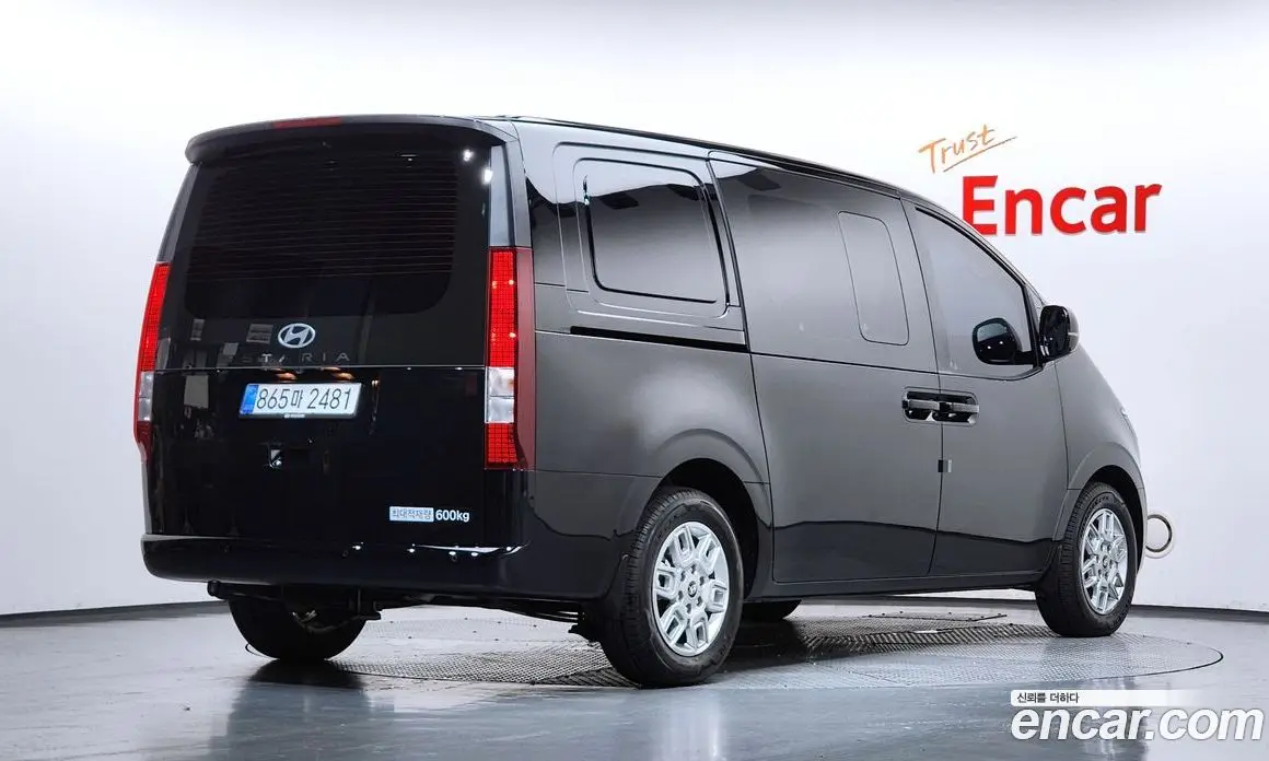 Hyundai Staria 2025 1.6 автомат (гидро), фото 2 Hyundai Staria 2025 1.6 автомат (гидро), фото 2