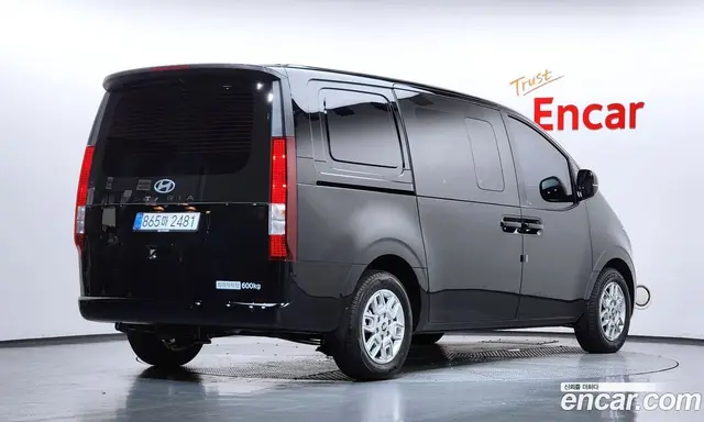 Hyundai Staria 2025 1.6 автомат (гидро), миниатюра 2 Hyundai Staria 2025 1.6 автомат (гидро), миниатюра 2