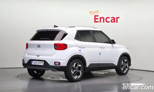Hyundai Venue 2026 1.6 автомат (гидро), миниатюра 2