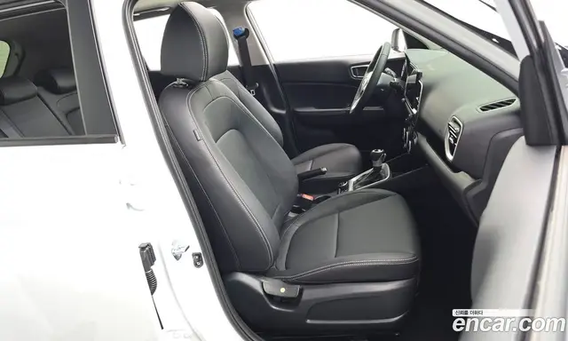Hyundai Venue 2026 1.6 автомат (гидро), миниатюра 12