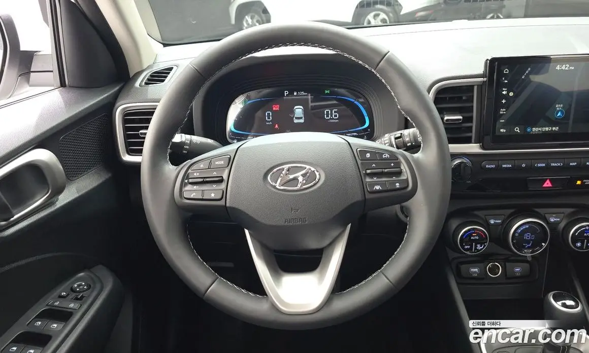 Hyundai Venue 2026 1.6 автомат (гидро), фото 13
