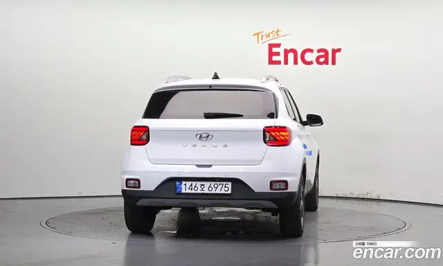 Hyundai Venue 2026 1.6 автомат (гидро), миниатюра 4