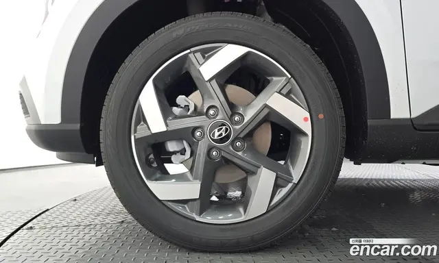 Hyundai Venue 2026 1.6 автомат (гидро), миниатюра 5