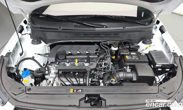 Hyundai Venue 2026 1.6 автомат (гидро), миниатюра 6