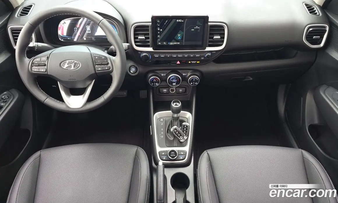 Hyundai Venue 2026 1.6 автомат (гидро), фото 7