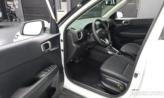 Hyundai Venue 2026 1.6 автомат (гидро), миниатюра 10