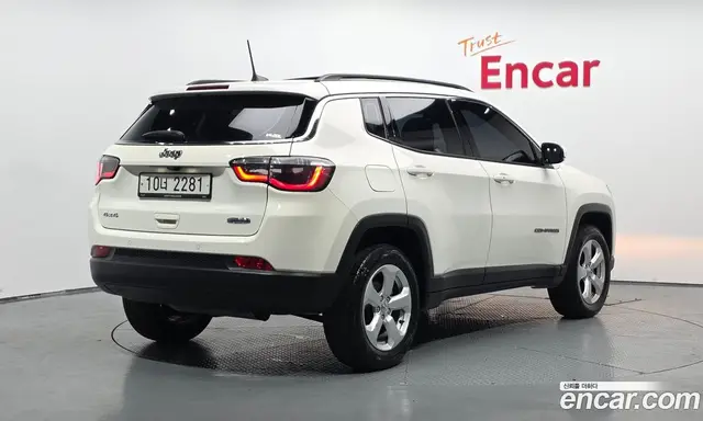 Jeep Compass 2018 2.4 автомат (гидро), миниатюра 2
