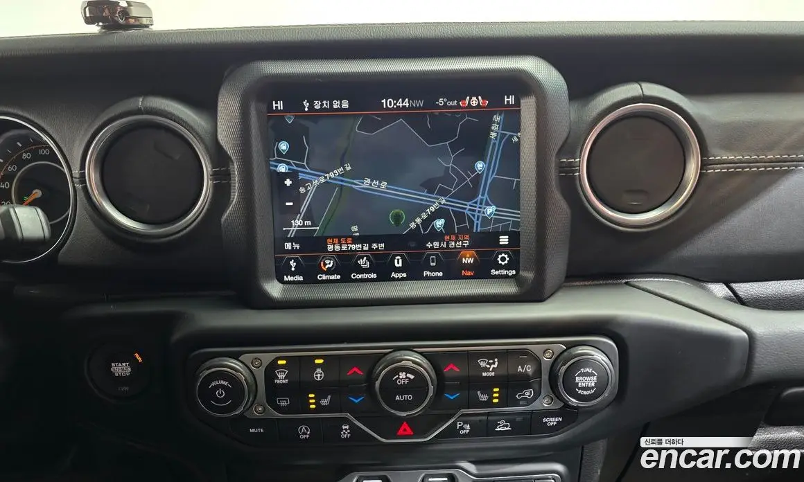 Jeep Wrangler 2021 2.0 автомат (гидро), фото 14 Jeep Wrangler 2021 2.0 автомат (гидро), фото 14