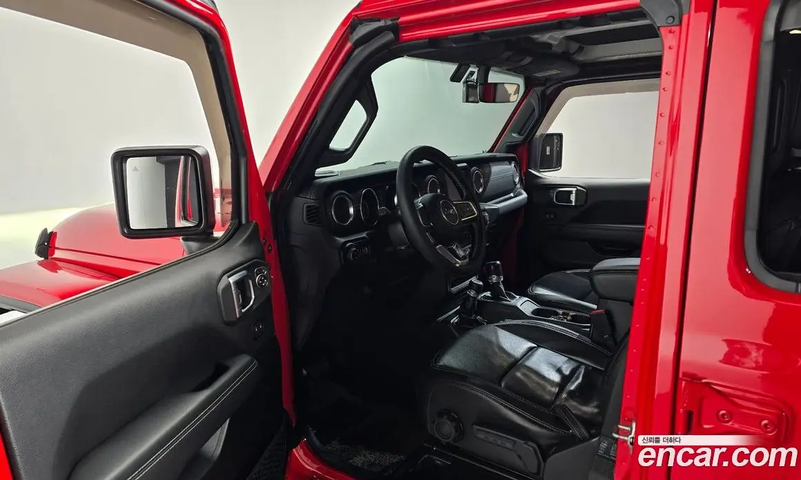 Jeep Wrangler 2021 2.0 автомат (гидро), фото 10 Jeep Wrangler 2021 2.0 автомат (гидро), фото 10