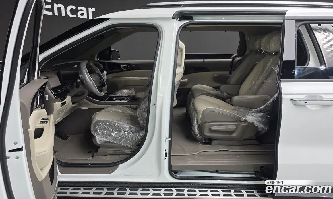 Kia Carnival 2026 1.6 автомат (гидро), фото 16 Kia Carnival 2026 1.6 автомат (гидро), фото 16