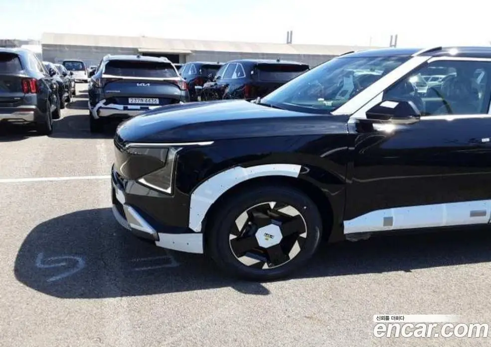 Kia EV5 2026 1.0 автомат (гидро), фото 2 Kia EV5 2026 1.0 автомат (гидро), фото 2
