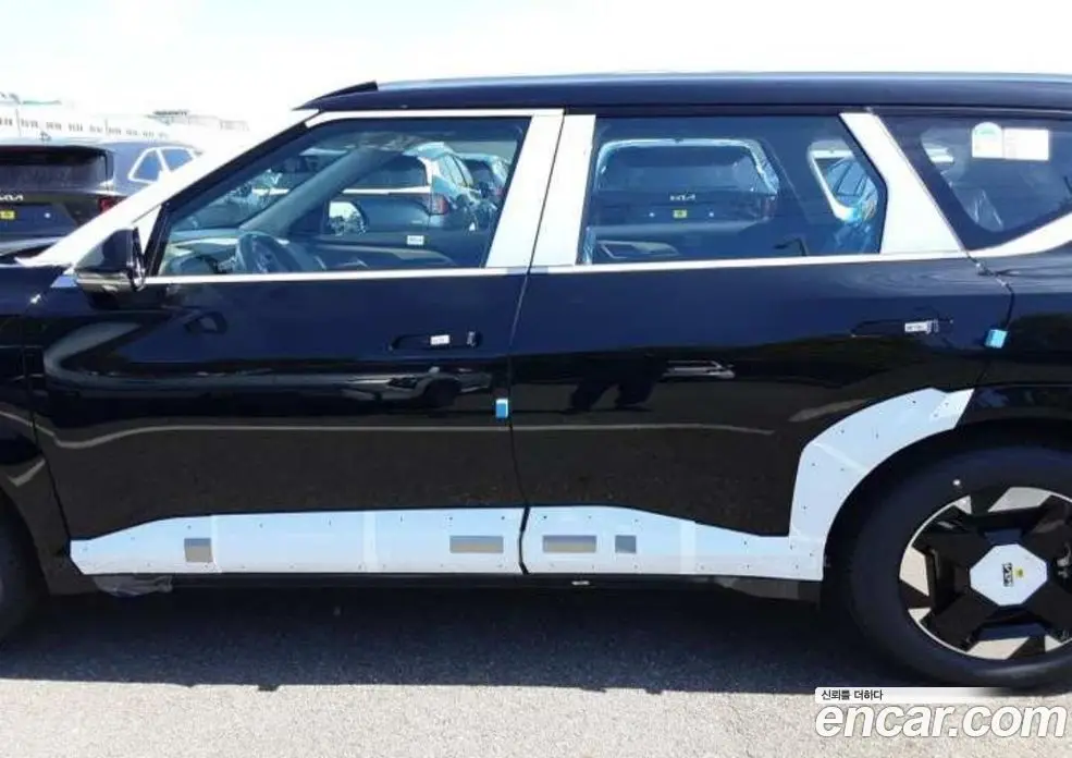 Kia EV5 2026 1.0 автомат (гидро), фото 5 Kia EV5 2026 1.0 автомат (гидро), фото 5