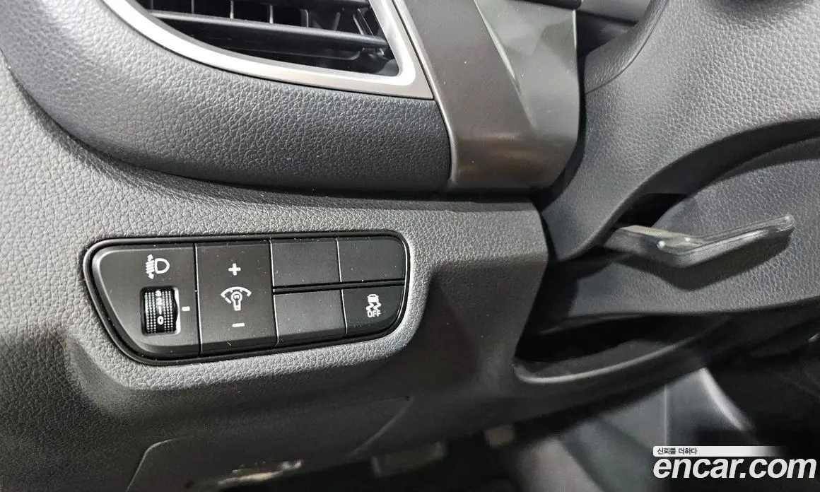 Kia Seltos 2023 1.6 автомат (гидро), фото 14 Kia Seltos 2023 1.6 автомат (гидро), фото 14
