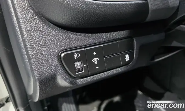 Kia Seltos 2024 1.6 автомат (гидро), миниатюра 12
