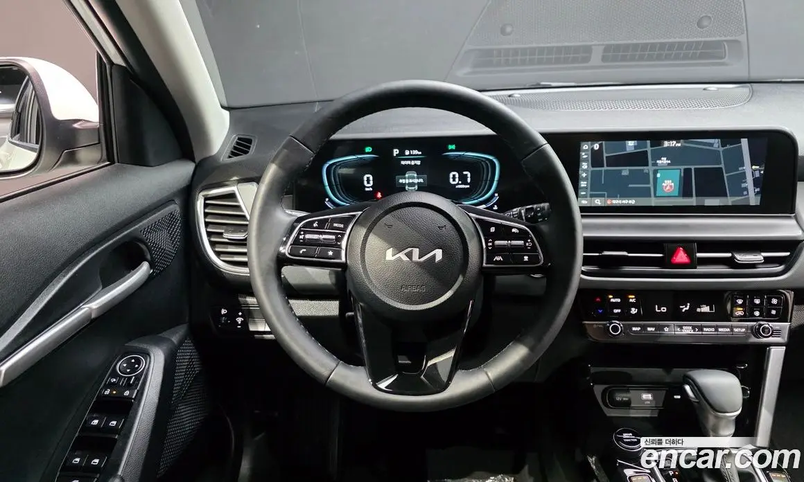 Kia Seltos 2024 1.6 автомат (гидро), фото 13 Kia Seltos 2024 1.6 автомат (гидро), фото 13