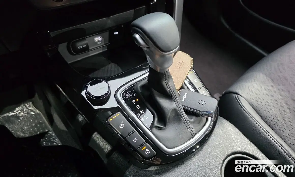 Kia Seltos 2024 1.6 автомат (гидро), фото 9 Kia Seltos 2024 1.6 автомат (гидро), фото 9