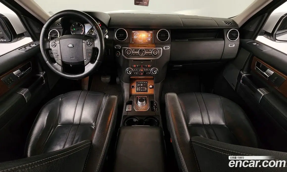 Land Rover Discovery 2016 3.0 автомат (гидро), фото 7 Land Rover Discovery 2016 3.0 автомат (гидро), фото 7