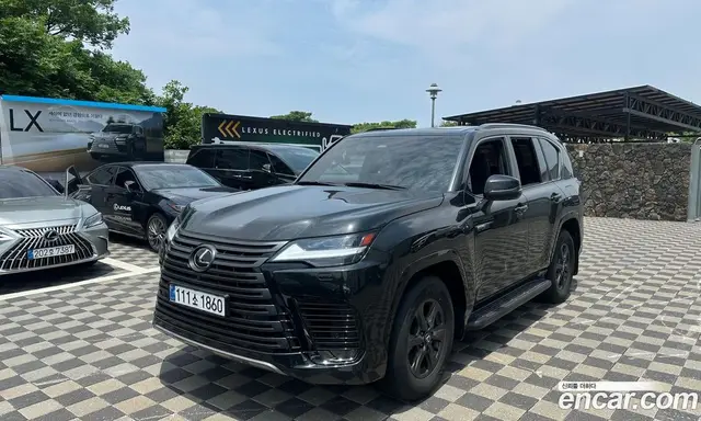 Lexus LX, 2025, 3 212 км Lexus LX, 2025, 3 212 км