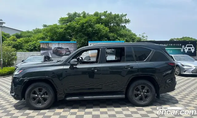 Lexus LX 2025 3.4 автомат (гидро), миниатюра 2