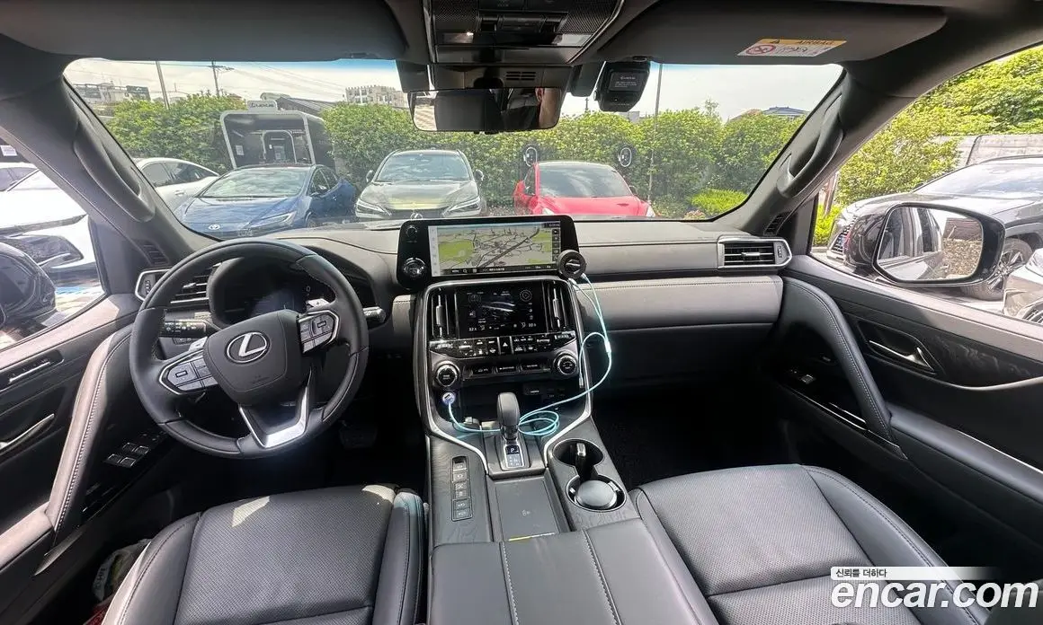 Lexus LX 2025 3.4 автомат (гидро), фото 11