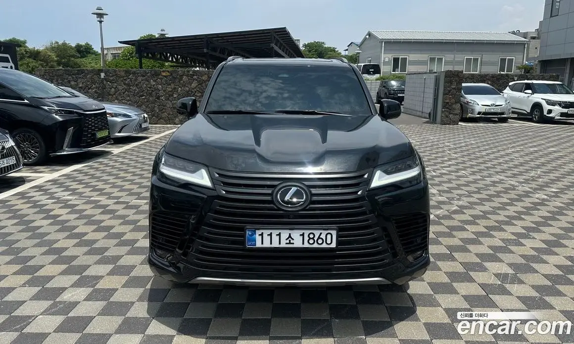 Lexus LX 2025 3.4 автомат (гидро), фото 3