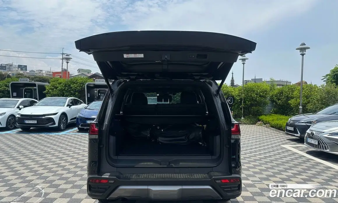 Lexus LX 2025 3.4 автомат (гидро), фото 8