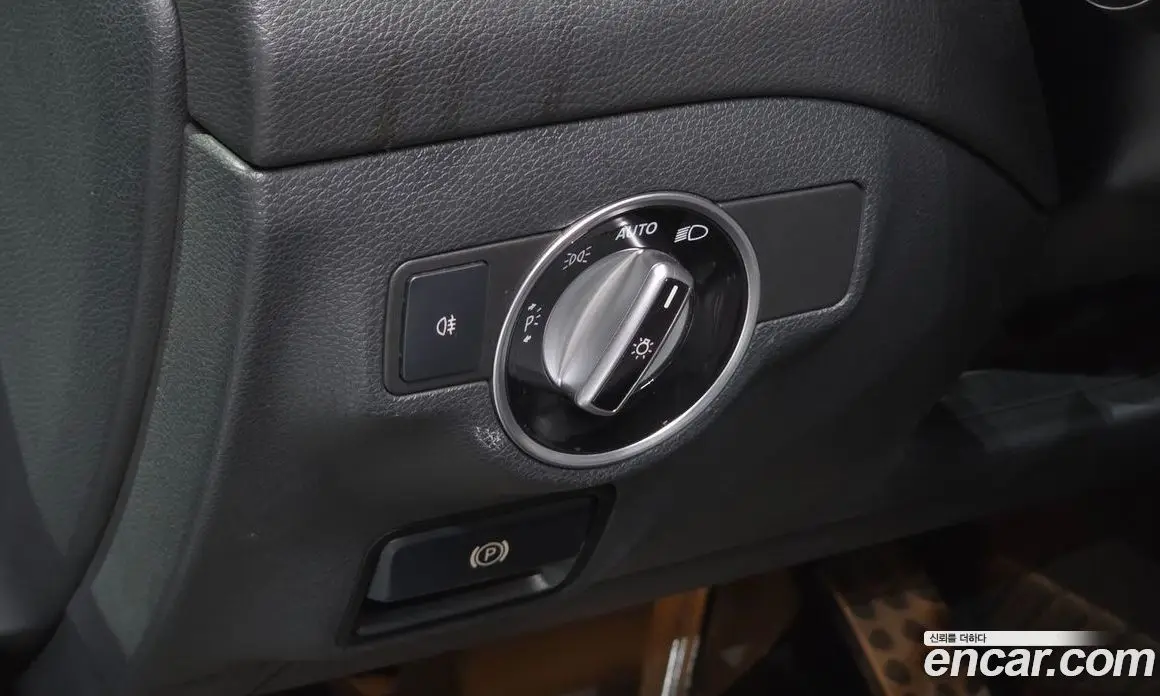 Mercedes-Benz CLA-Class 2016 2.0 автомат (гидро), фото 15 Mercedes-Benz CLA-Class 2016 2.0 автомат (гидро), фото 15