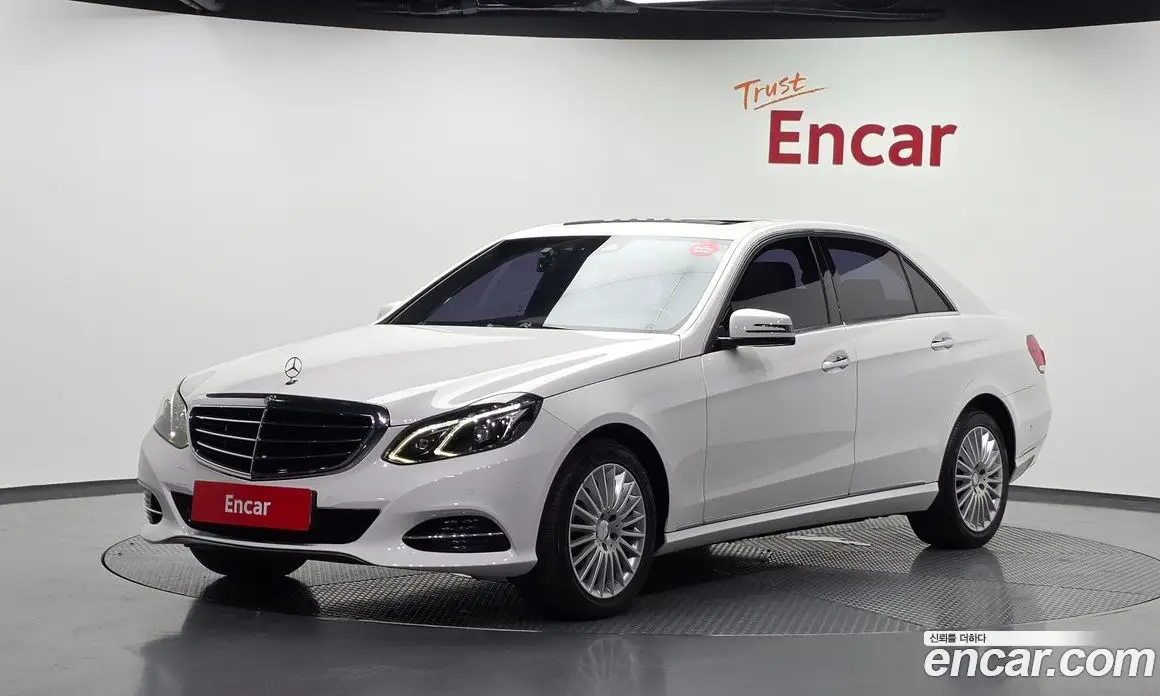 Mercedes-Benz E-Class 2014 3.5 автомат (гидро), фото 1 Mercedes-Benz E-Class 2014 3.5 автомат (гидро), фото 1