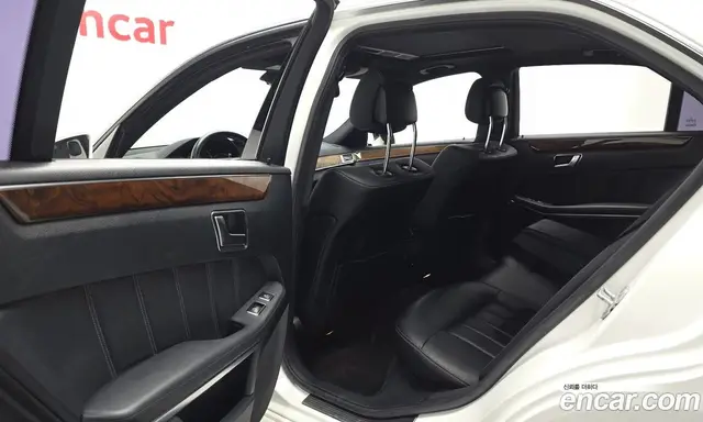 Mercedes-Benz E-Class 2014 3.5 автомат (гидро), миниатюра 12