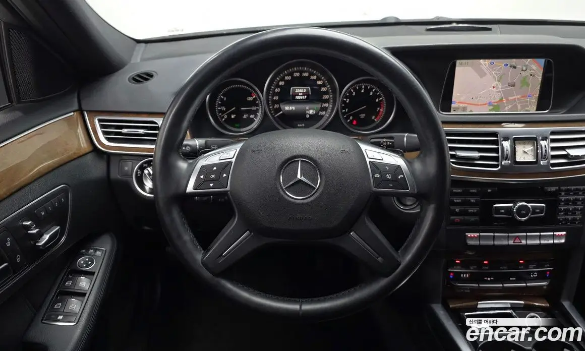 Mercedes-Benz E-Class 2014 3.5 автомат (гидро), фото 13 Mercedes-Benz E-Class 2014 3.5 автомат (гидро), фото 13