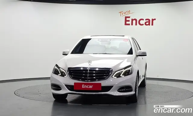 Mercedes-Benz E-Class 2014 3.5 автомат (гидро), миниатюра 3 Mercedes-Benz E-Class 2014 3.5 автомат (гидро), миниатюра 3