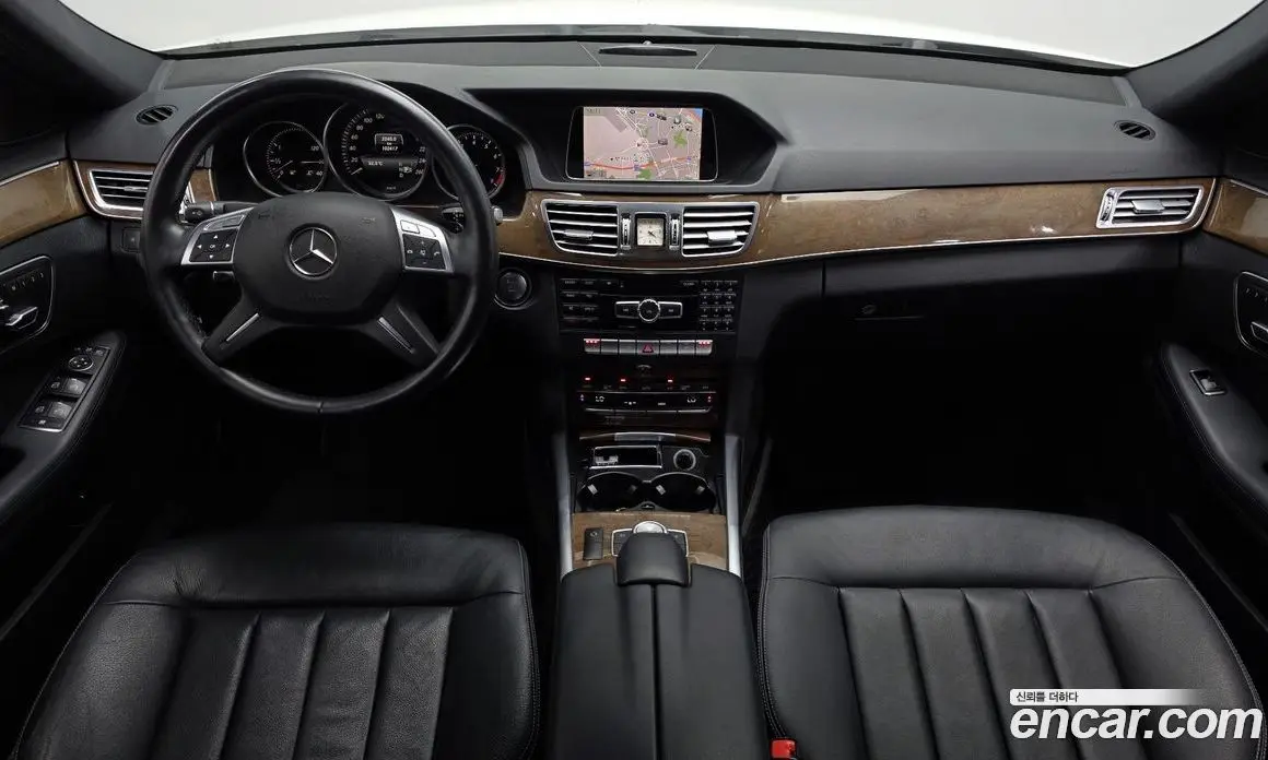 Mercedes-Benz E-Class 2014 3.5 автомат (гидро), фото 7 Mercedes-Benz E-Class 2014 3.5 автомат (гидро), фото 7
