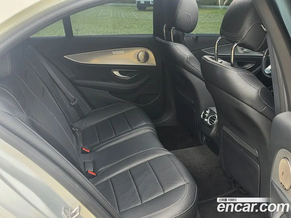 Mercedes-Benz E-Class 2017 3.0 автомат (гидро), фото 12