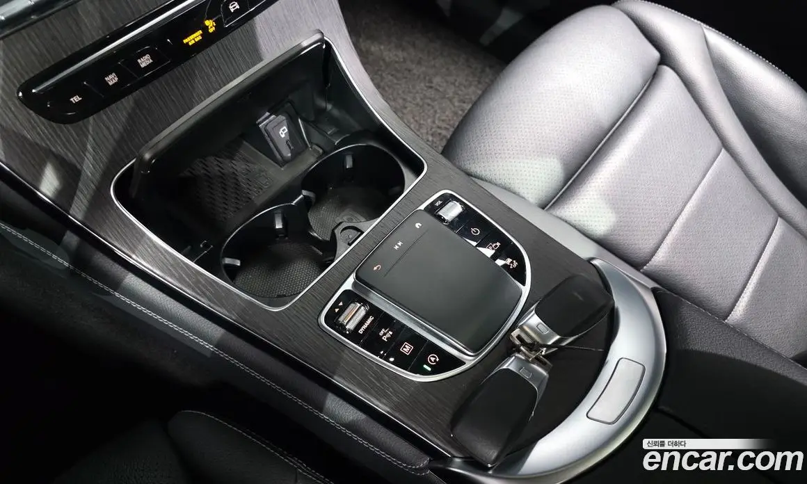 Mercedes-Benz GLC-Class 2020 2.0 автомат (гидро), фото 18 Mercedes-Benz GLC-Class 2020 2.0 автомат (гидро), фото 18