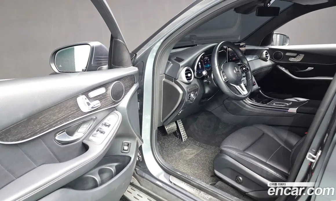 Mercedes-Benz GLC-Class 2020 2.0 автомат (гидро), фото 10 Mercedes-Benz GLC-Class 2020 2.0 автомат (гидро), фото 10