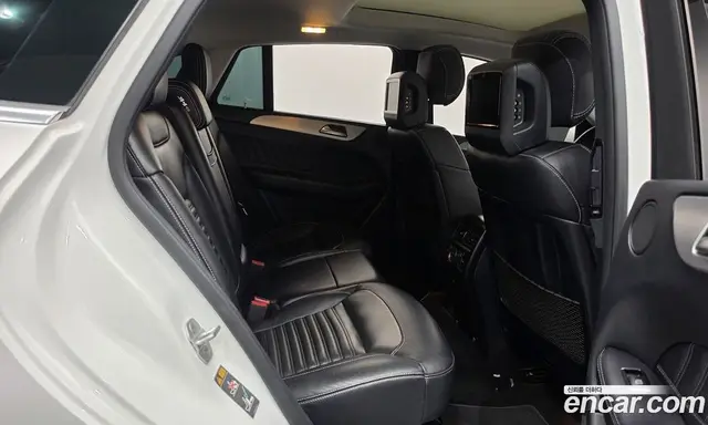 Mercedes-Benz GLE-Class 2016 3.0 автомат (гидро), миниатюра 11 Mercedes-Benz GLE-Class 2016 3.0 автомат (гидро), миниатюра 11