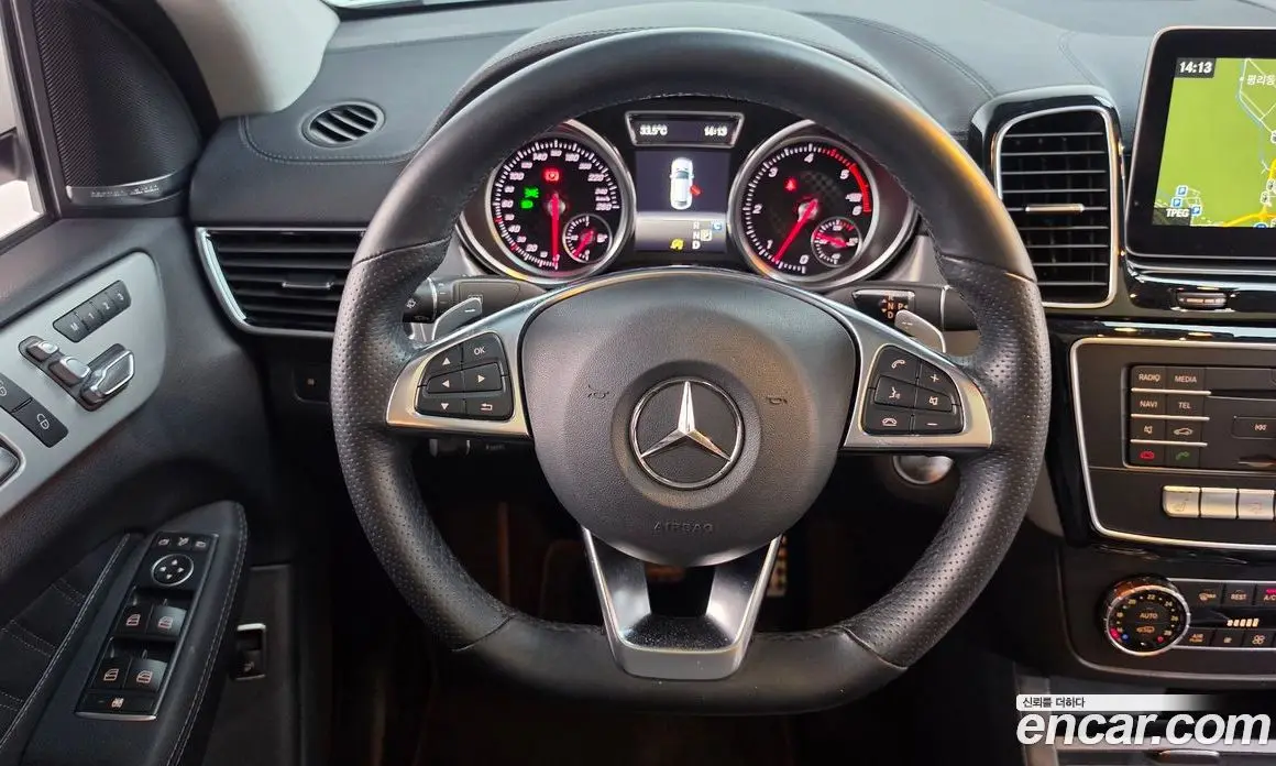 Mercedes-Benz GLE-Class 2016 3.0 автомат (гидро), фото 13 Mercedes-Benz GLE-Class 2016 3.0 автомат (гидро), фото 13