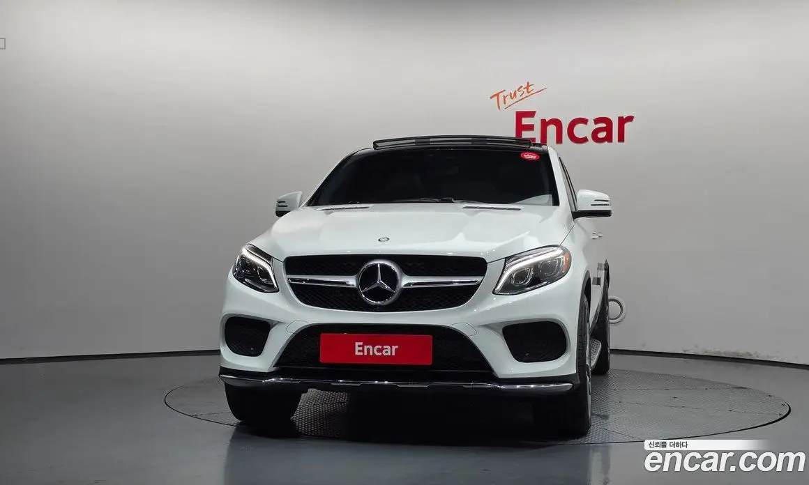 Mercedes-Benz GLE-Class 2016 3.0 автомат (гидро), фото 3 Mercedes-Benz GLE-Class 2016 3.0 автомат (гидро), фото 3