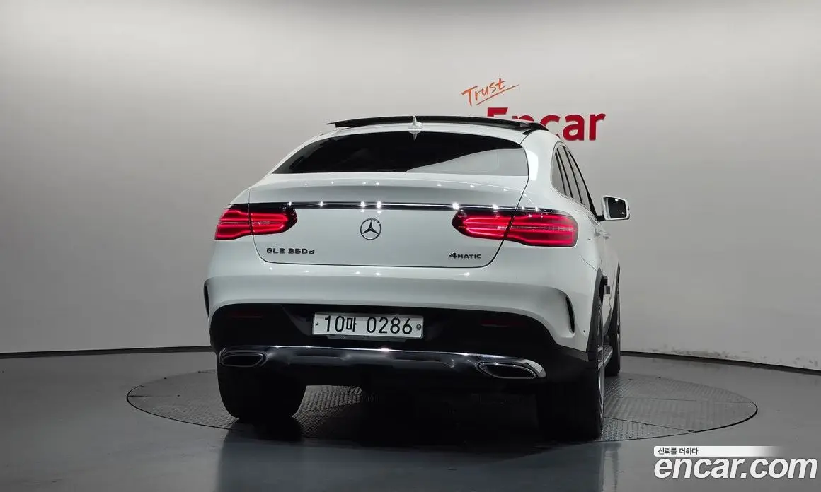 Mercedes-Benz GLE-Class 2016 3.0 автомат (гидро), фото 4 Mercedes-Benz GLE-Class 2016 3.0 автомат (гидро), фото 4