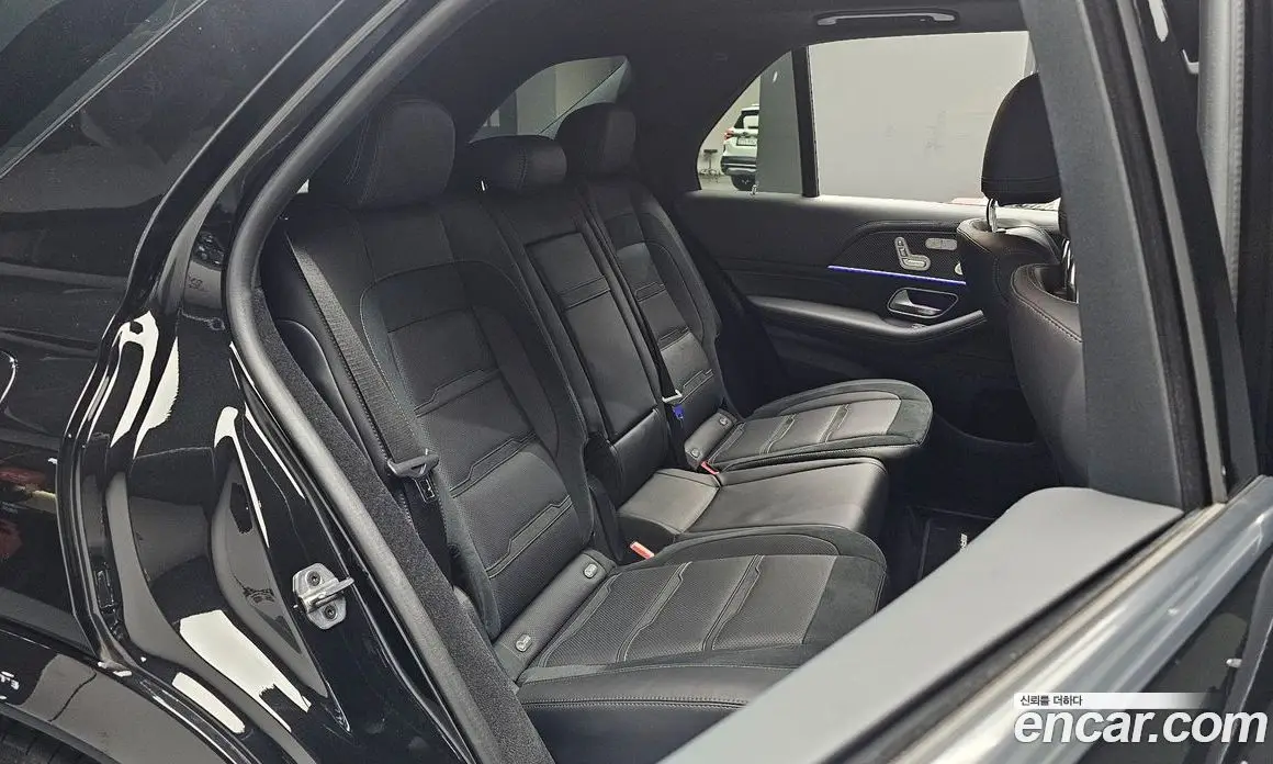Mercedes-Benz GLE-Class 2023 3.0 автомат (гидро), фото 11