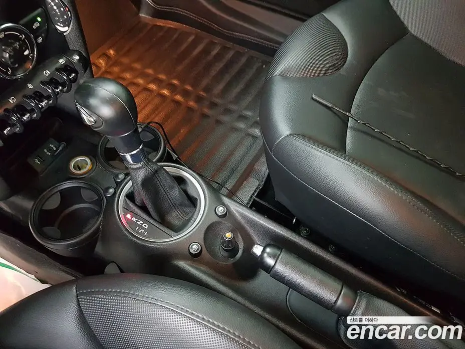 Mini Cooper 2013 2.0 автомат (гидро), фото 14