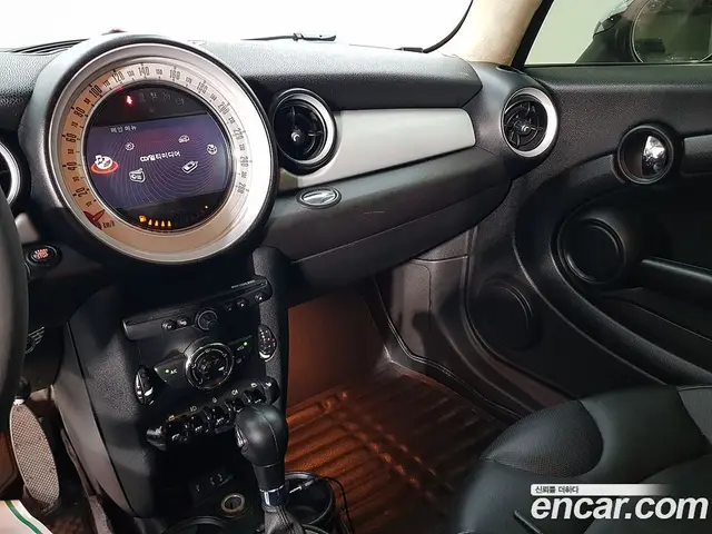 Mini Cooper 2013 2.0 автомат (гидро), миниатюра 9