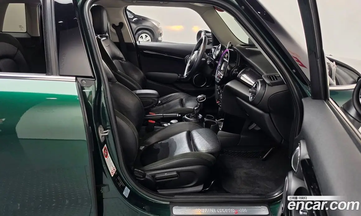 Mini Cooper 2015 2.0 автомат (гидро), фото 11