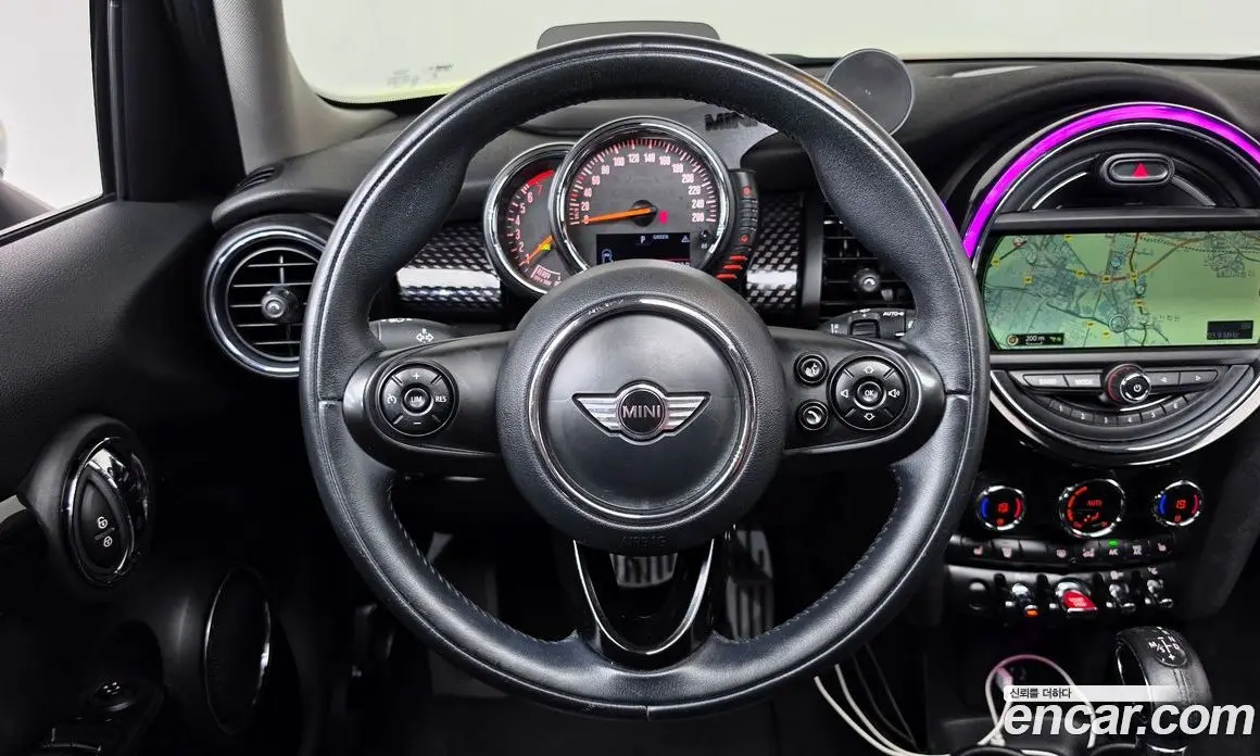 Mini Cooper 2015 2.0 автомат (гидро), фото 13