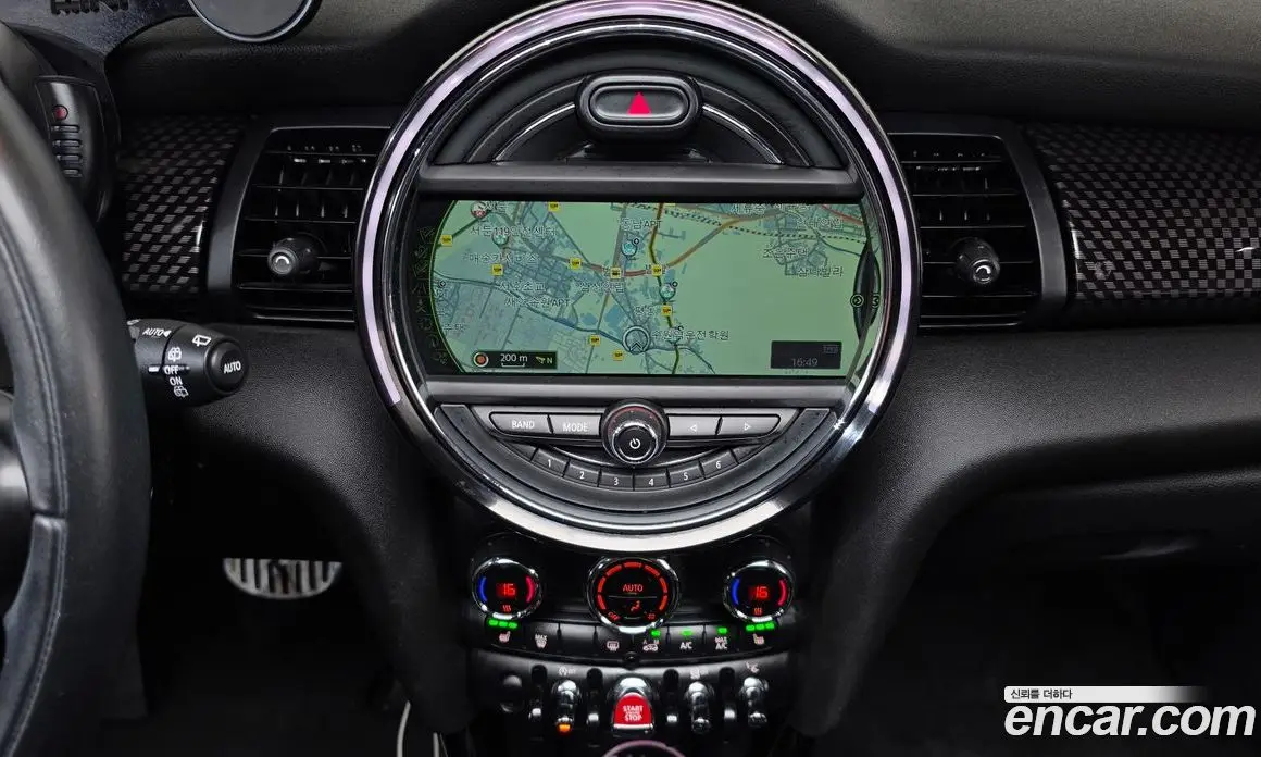Mini Cooper 2015 2.0 автомат (гидро), фото 14