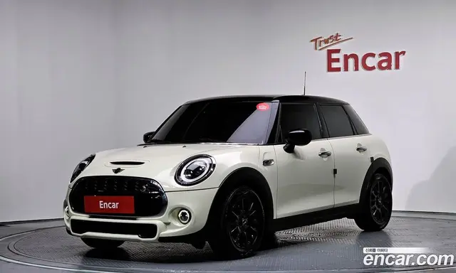 Mini Cooper, 2021, 53 367 км